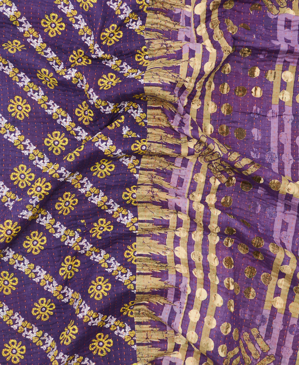 Kantha quilt throw made of recycled vintage saris