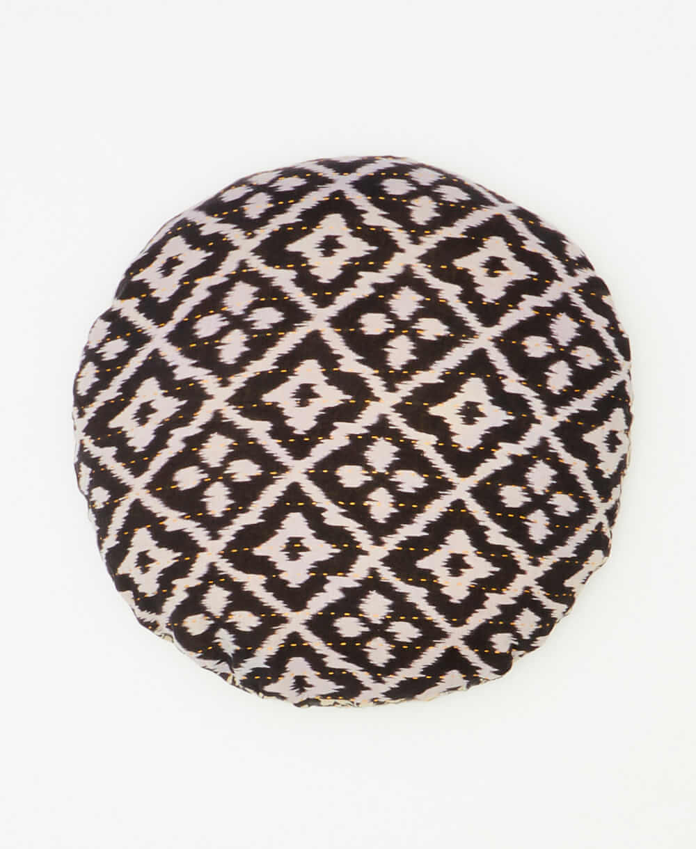 black and white diaomnd print aritsan made round pillow 