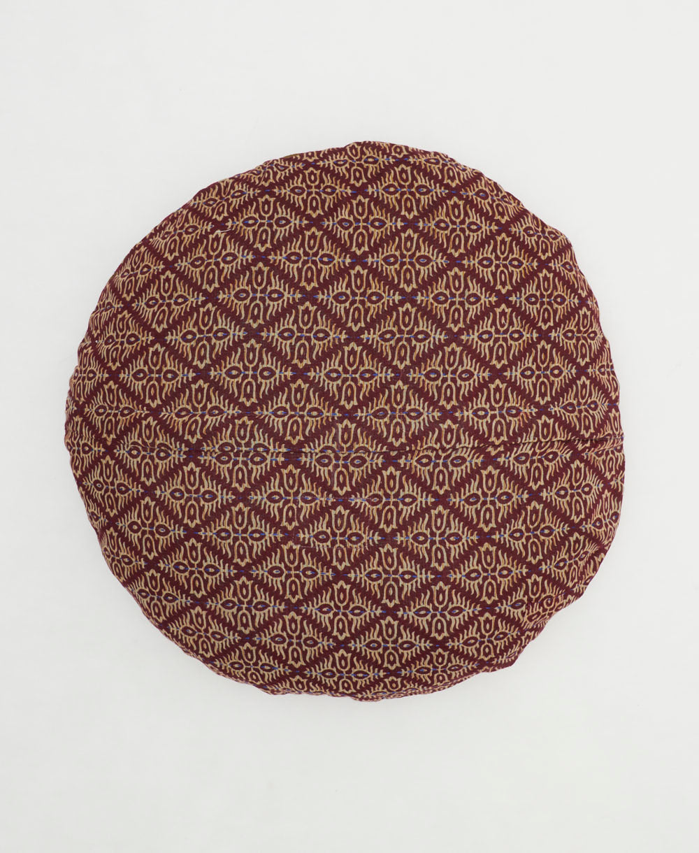 round throw pillow
