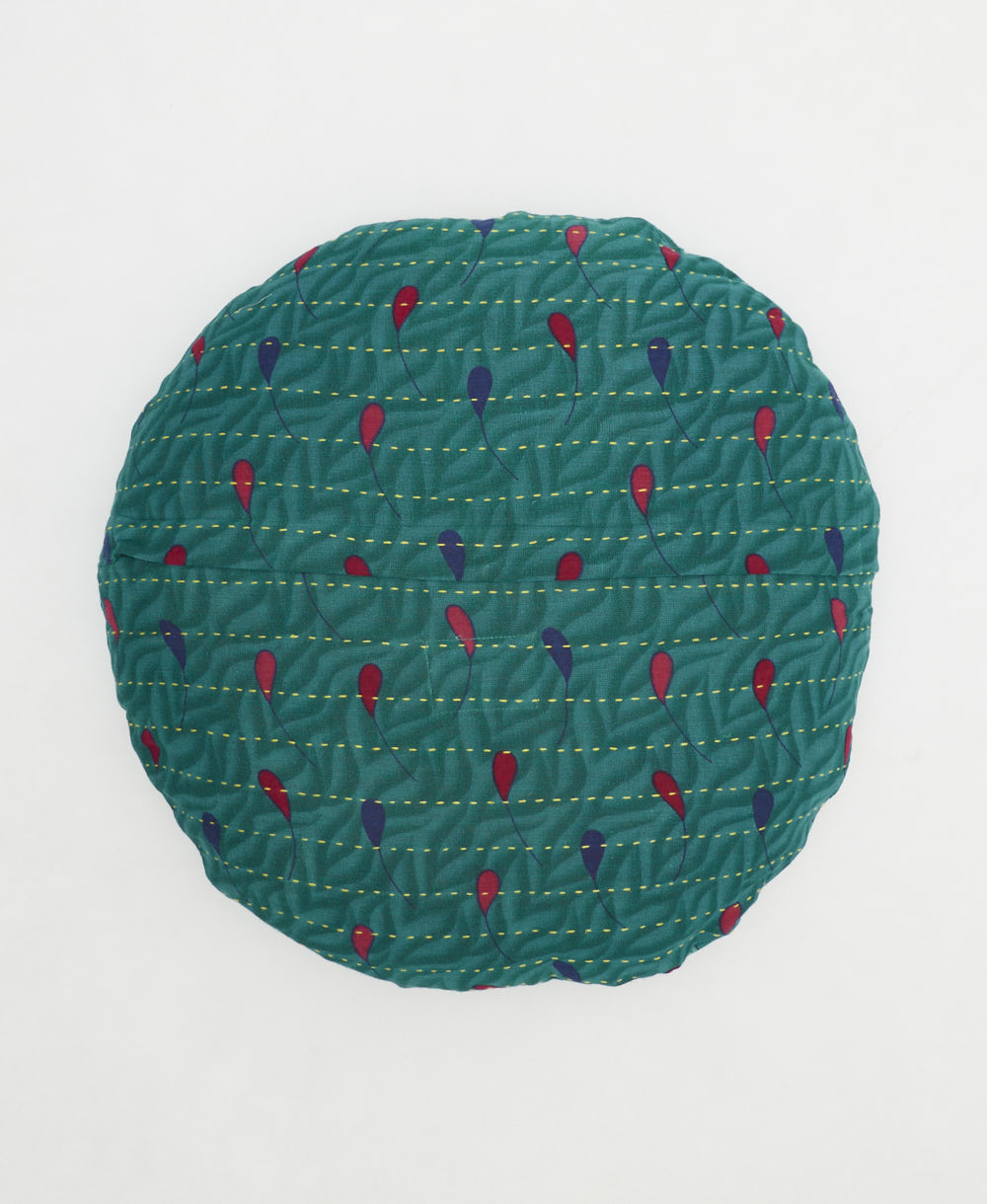 round throw pillow