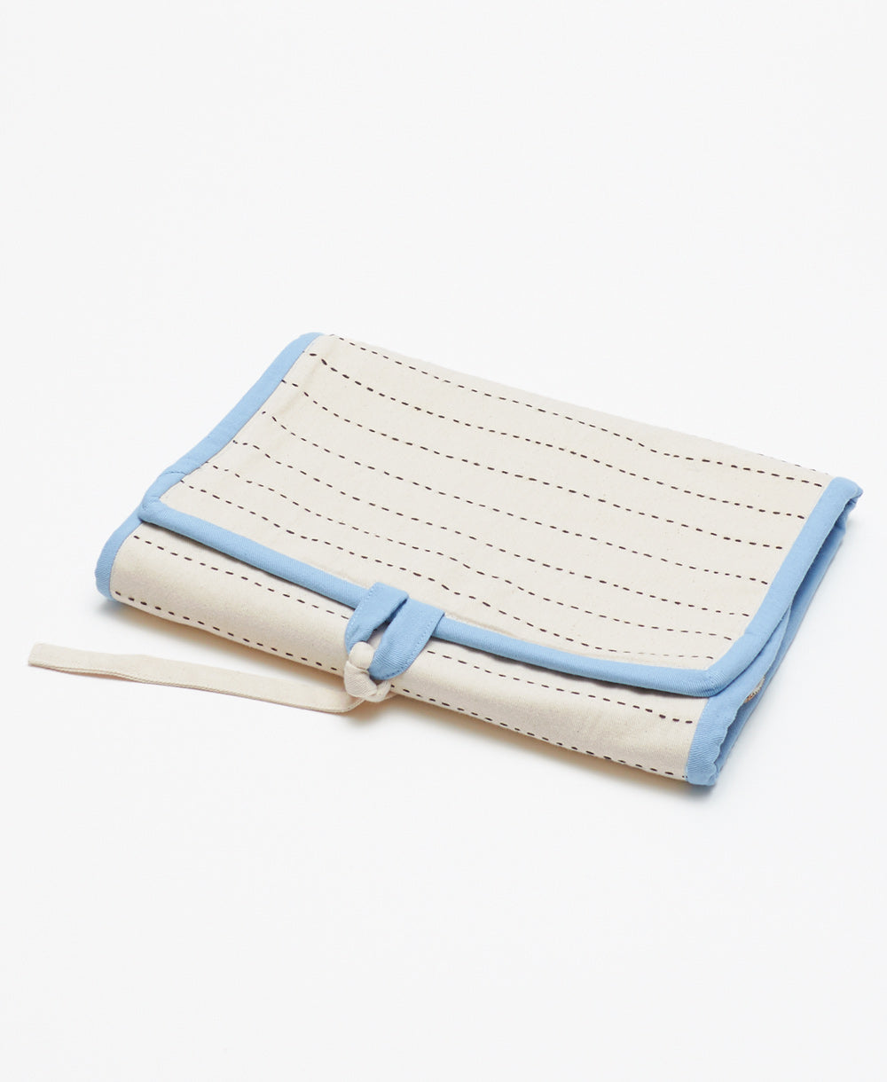 fold and hang travel organizer