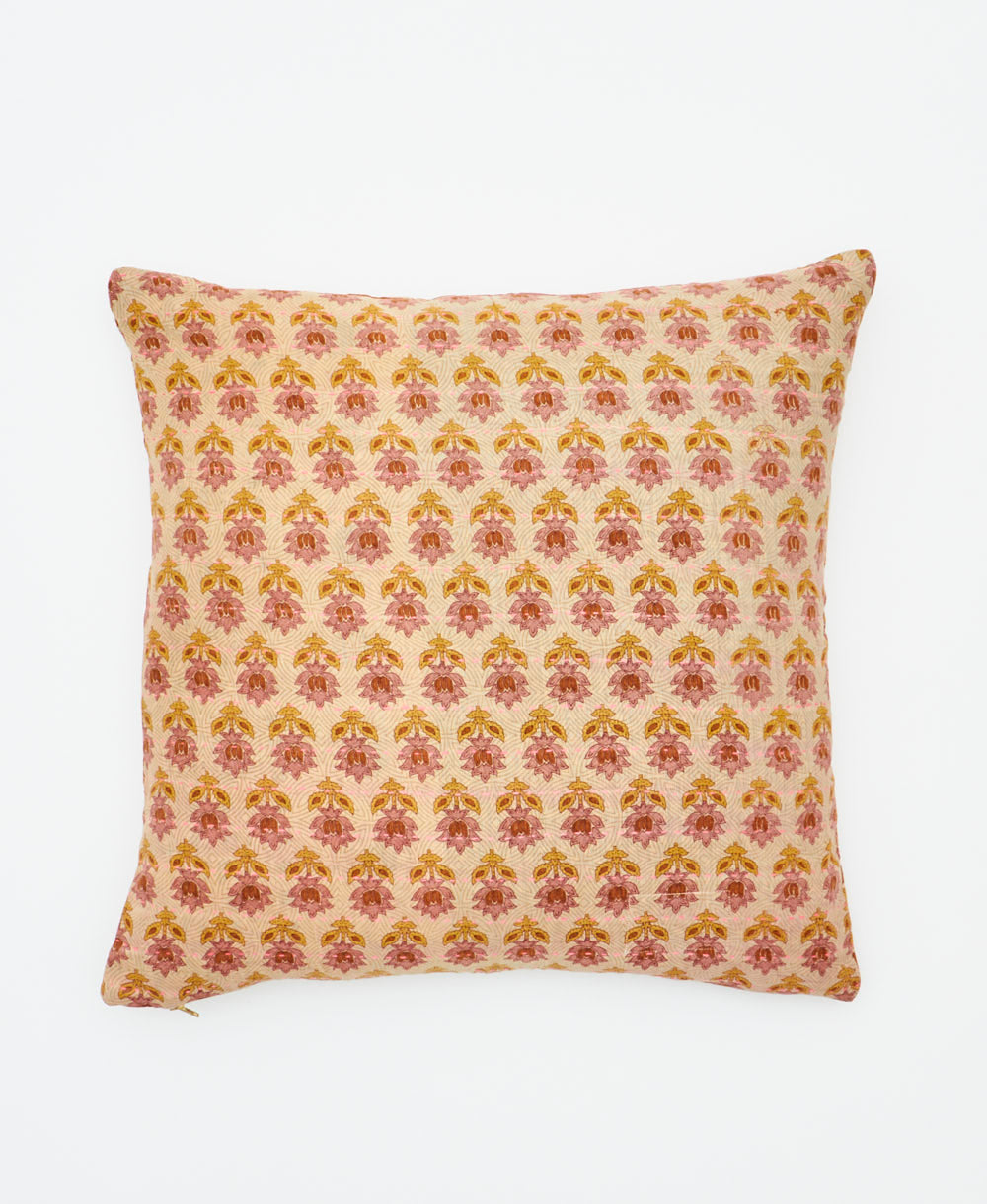 18" throw pillow