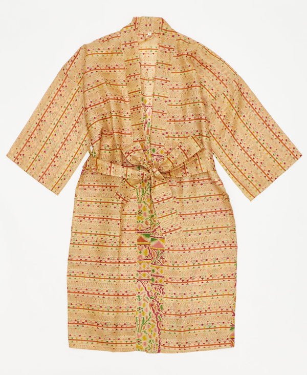 This pale yellow silk robe is ethically made using recycled
vintage silk saris
